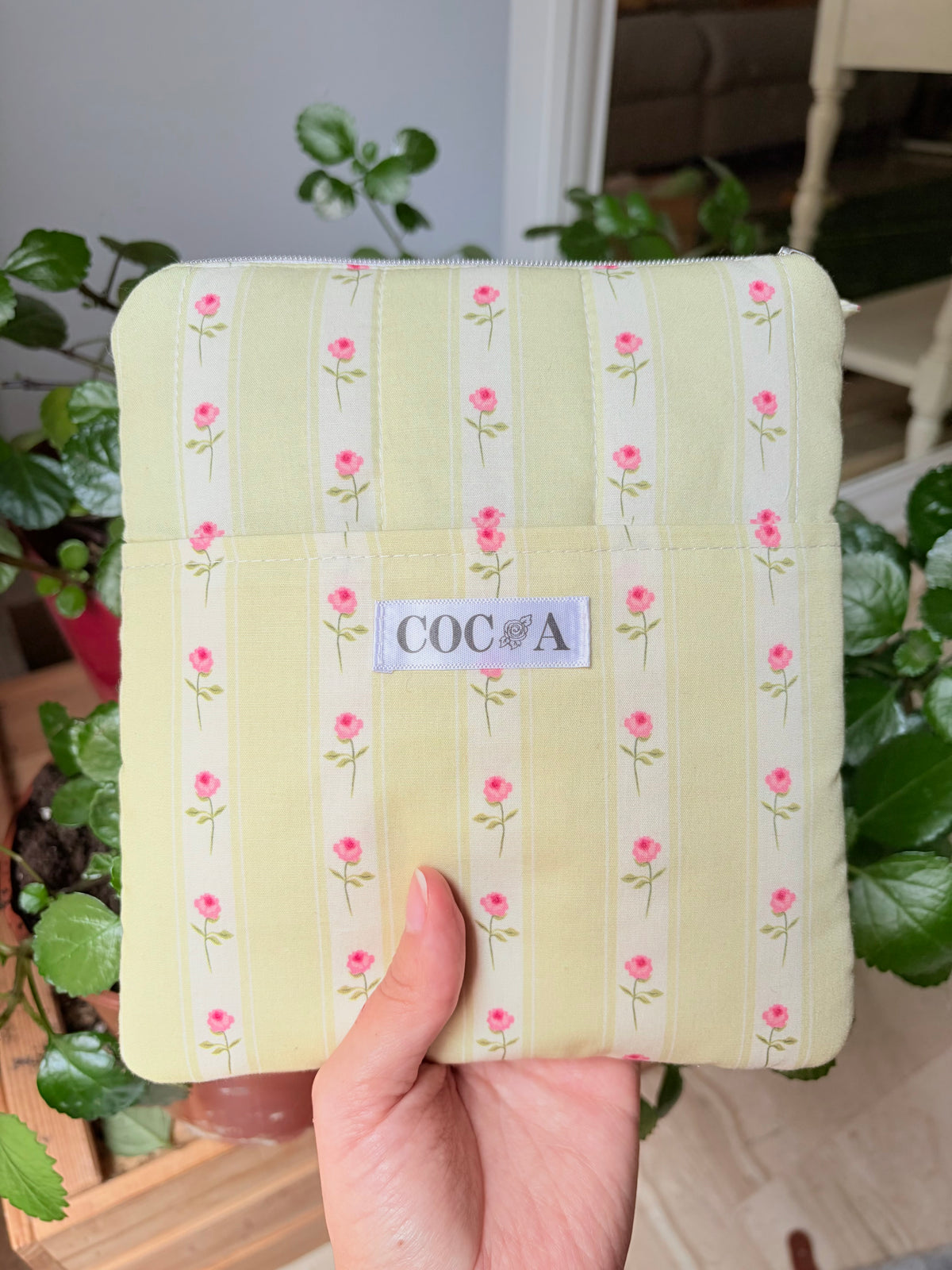 Funda ebook tulipanes bolsillo