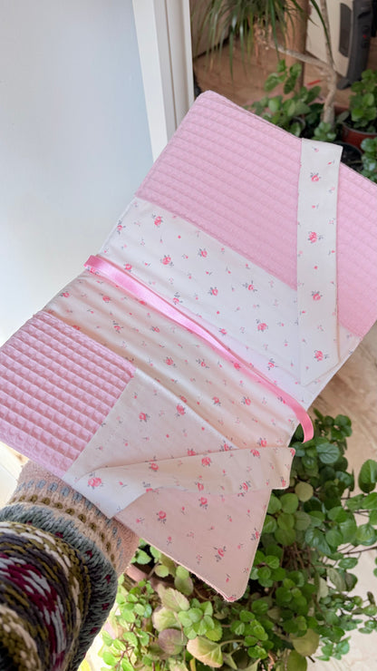 Funda libro solapa waffle rosa