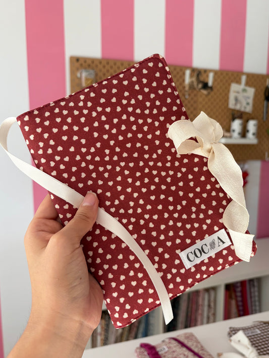 Funda libro solapa rouge love