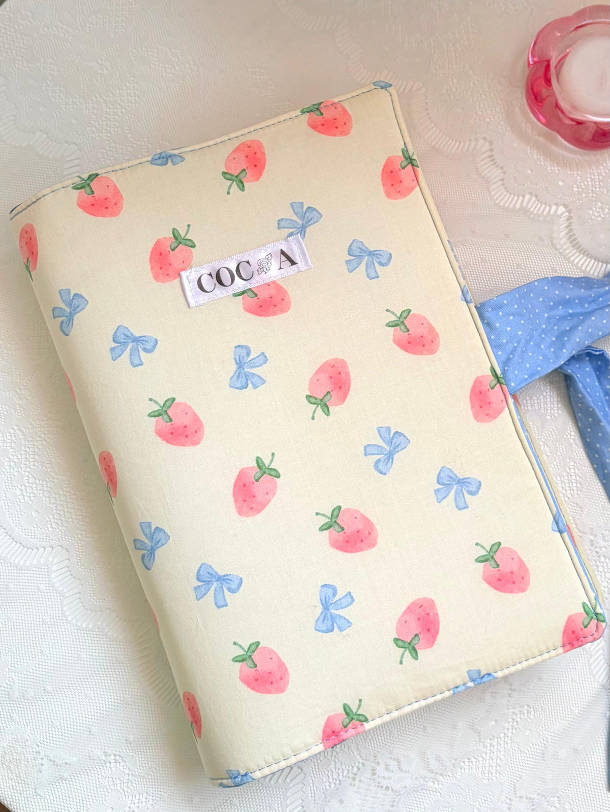 Funda de libro de tela berry blue