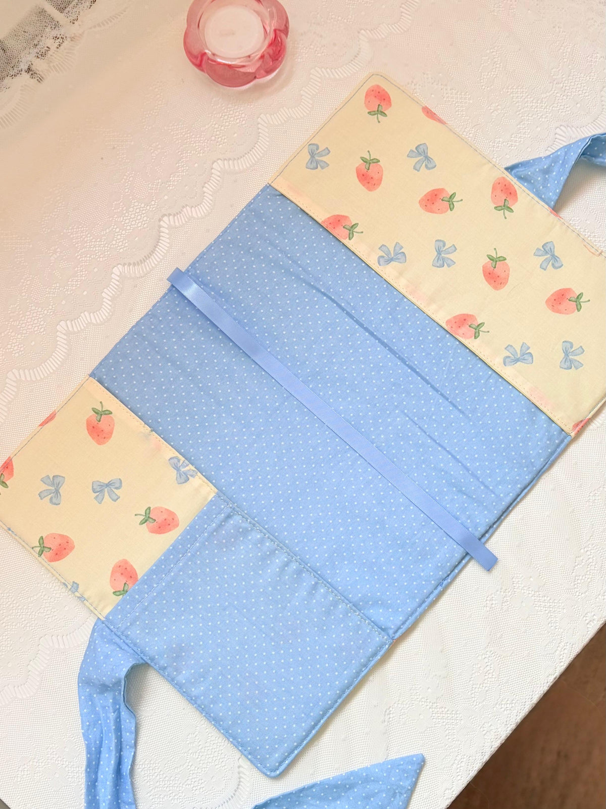 Funda de libro de tela berry blue