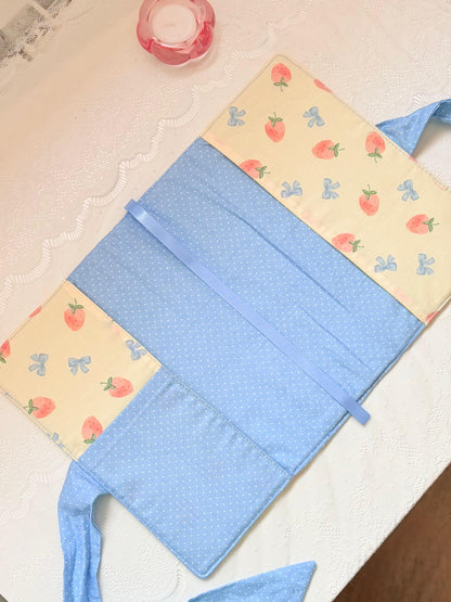 Funda de libro de tela berry blue