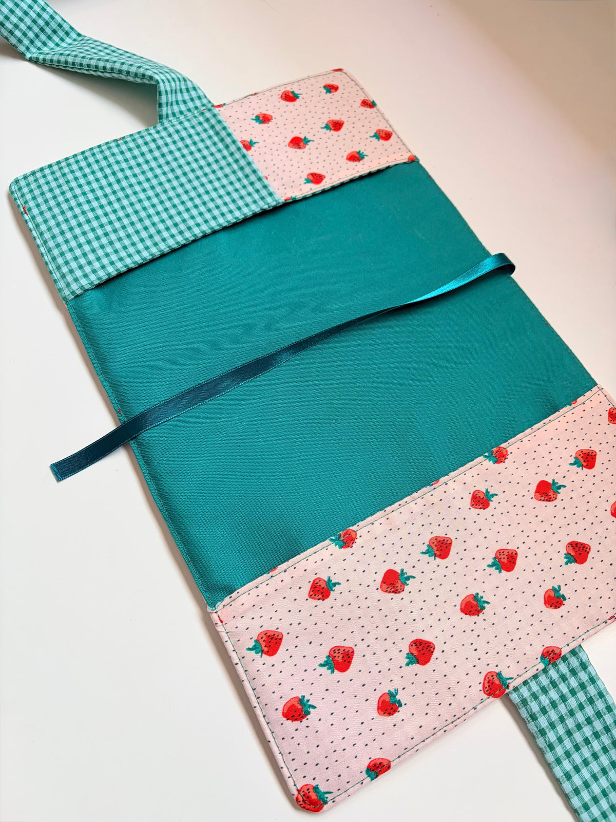 Funda de libro de tela fresa y melón